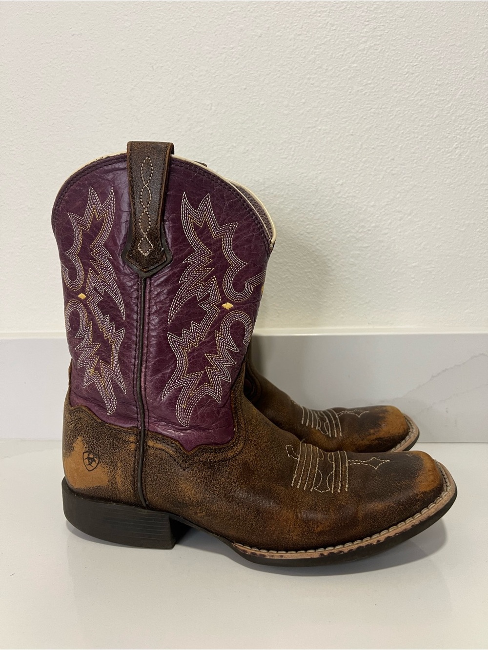 Ariat Purple Lined Boots with Brown Leather Pull size 4.5